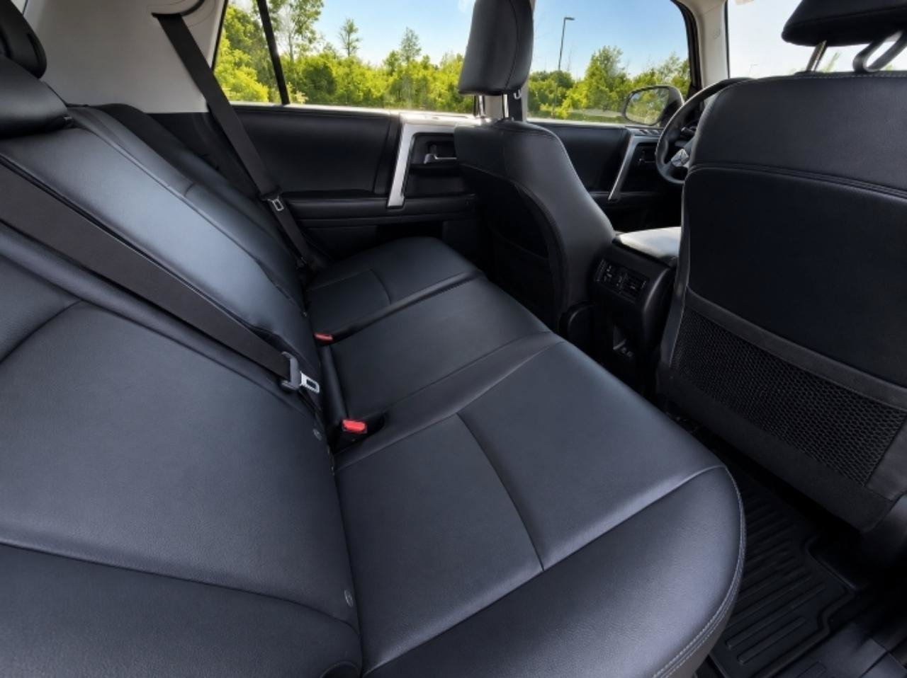 Used 2020 Toyota 4Runner SR5 Premium AWD/4WD image 10
