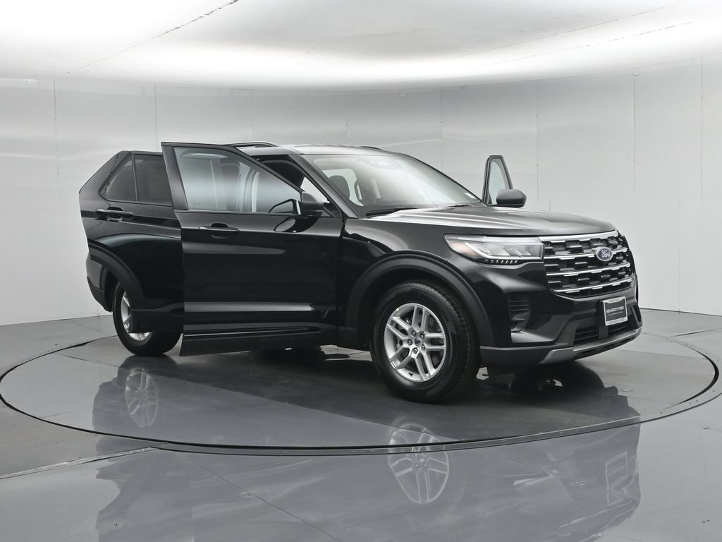 New 2026 Ford Explorer Active RWD image 32