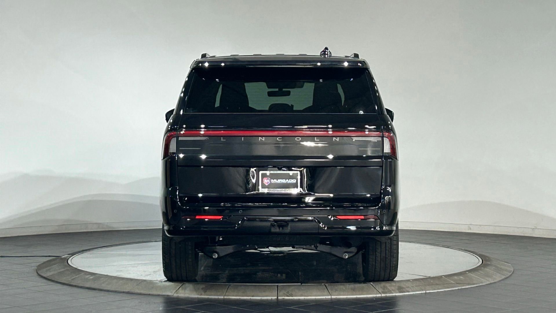 New 2026 Lincoln Navigator L Reserve AWD/4WD image 7