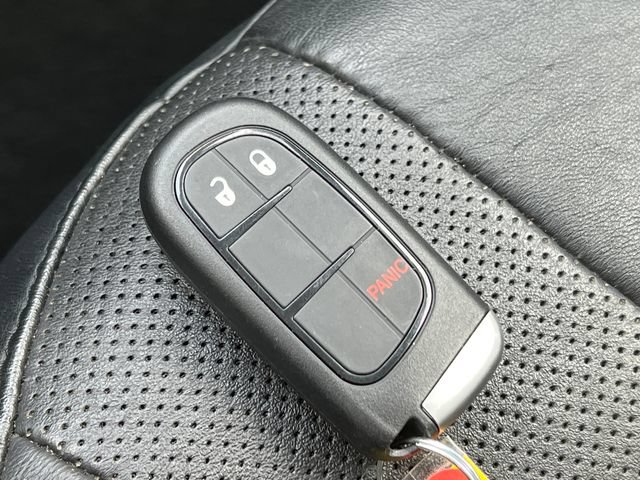 Used 2021 Jeep Cherokee Limited AWD/4WD image 34