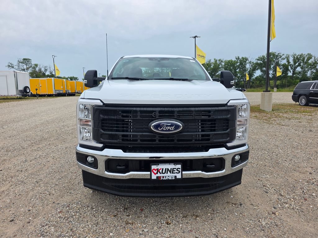 New 2026 Ford F350 XL w/ XL Chrome Package AWD/4WD image 2