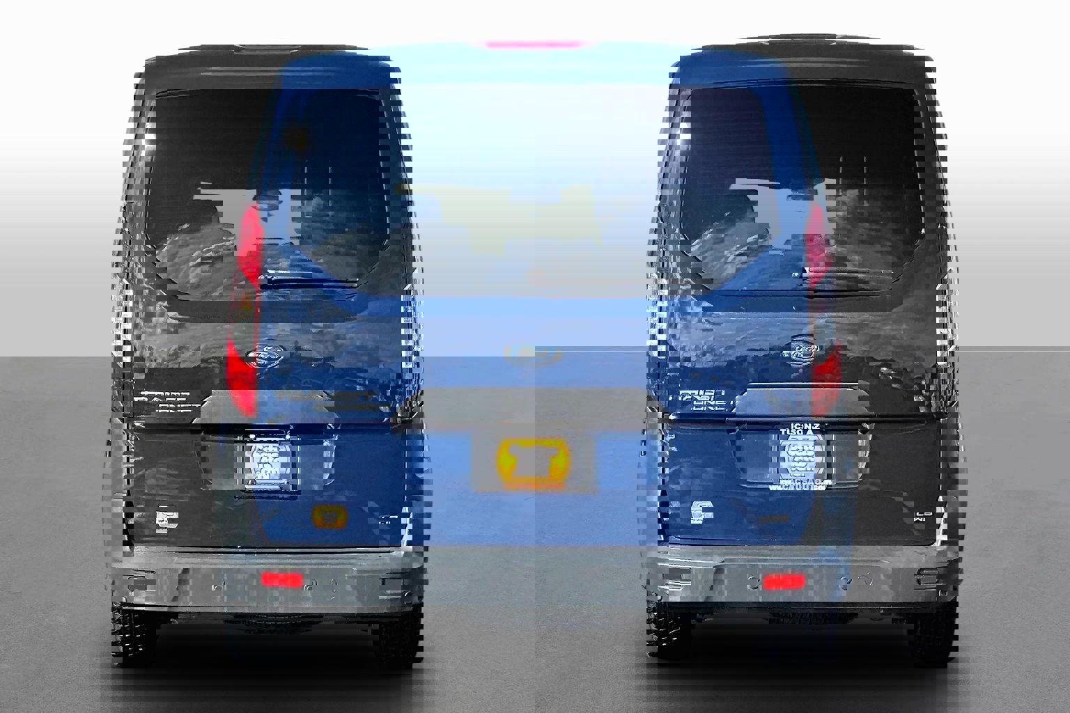 Used 2018 Ford Transit Connect XL image 4