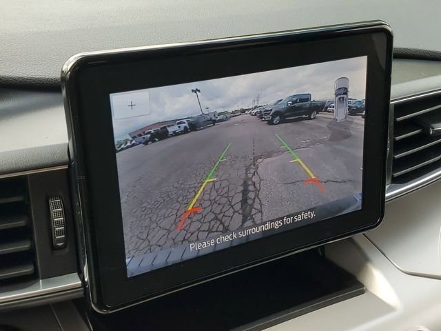 Certified 2023 Ford Explorer XLT w/ Equipment Group 202A image 34