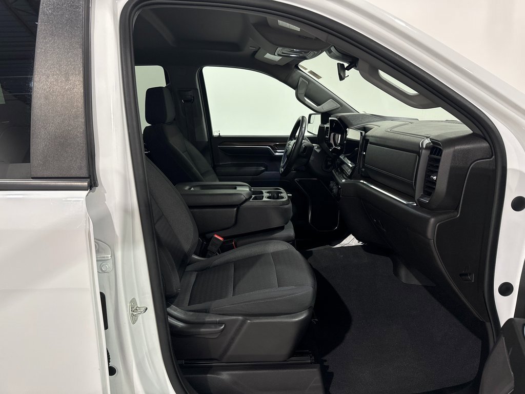 Used 2023 Chevrolet Silverado 1500 LT w/ Protection Package image 22