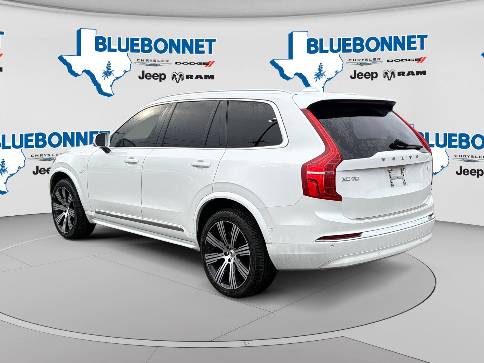 Used 2024 Volvo XC90 T8 Ultimate w/ Lounge Package AWD/4WD image 7