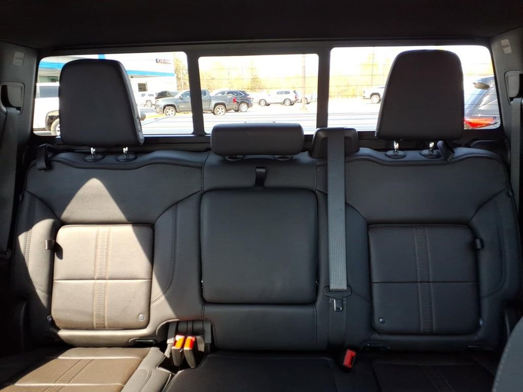 Used 2026 Chevrolet Silverado 1500 High Country w/ Technology Package image 19