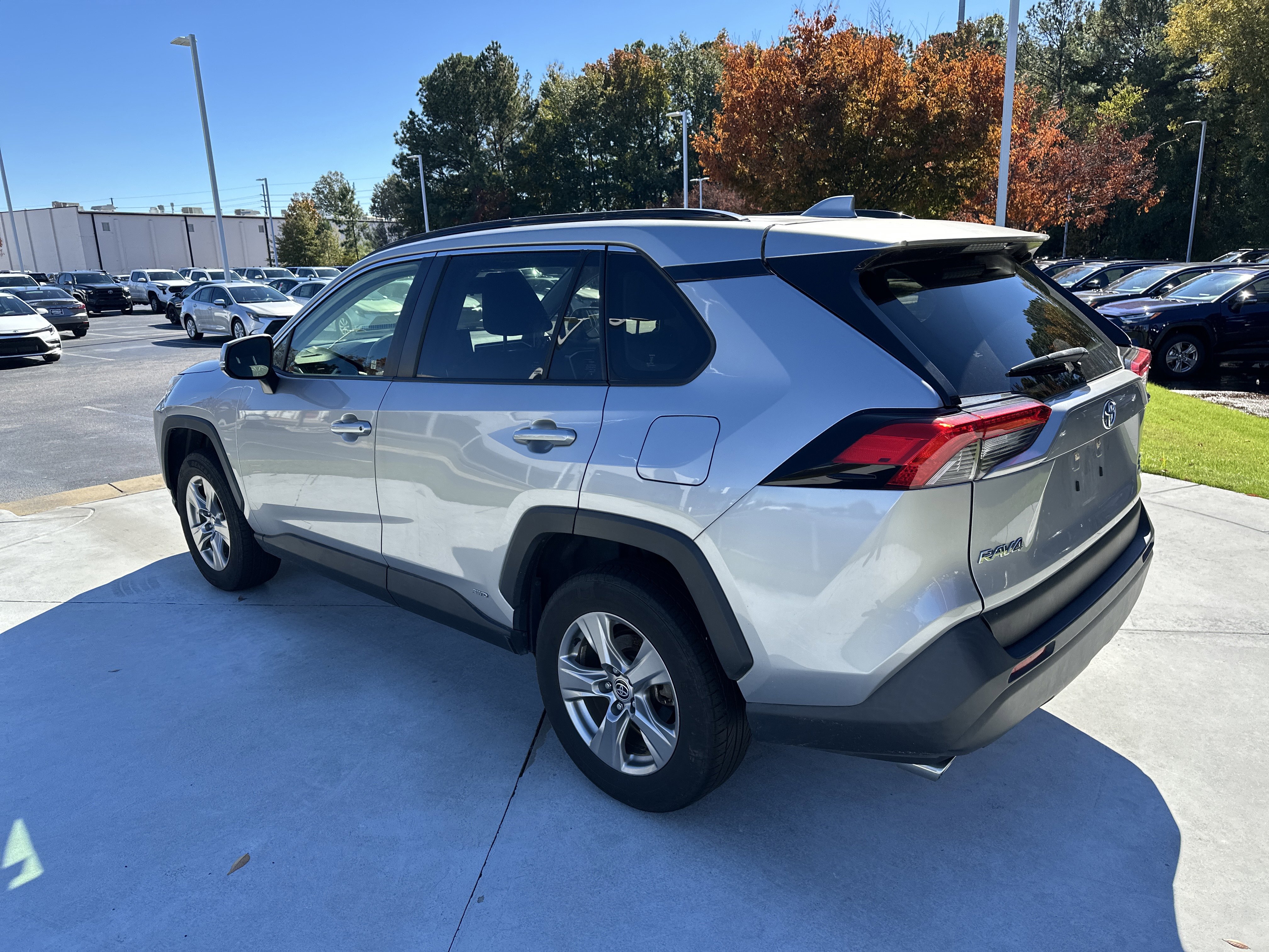 Certified 2022 Toyota RAV4 XLE image 8