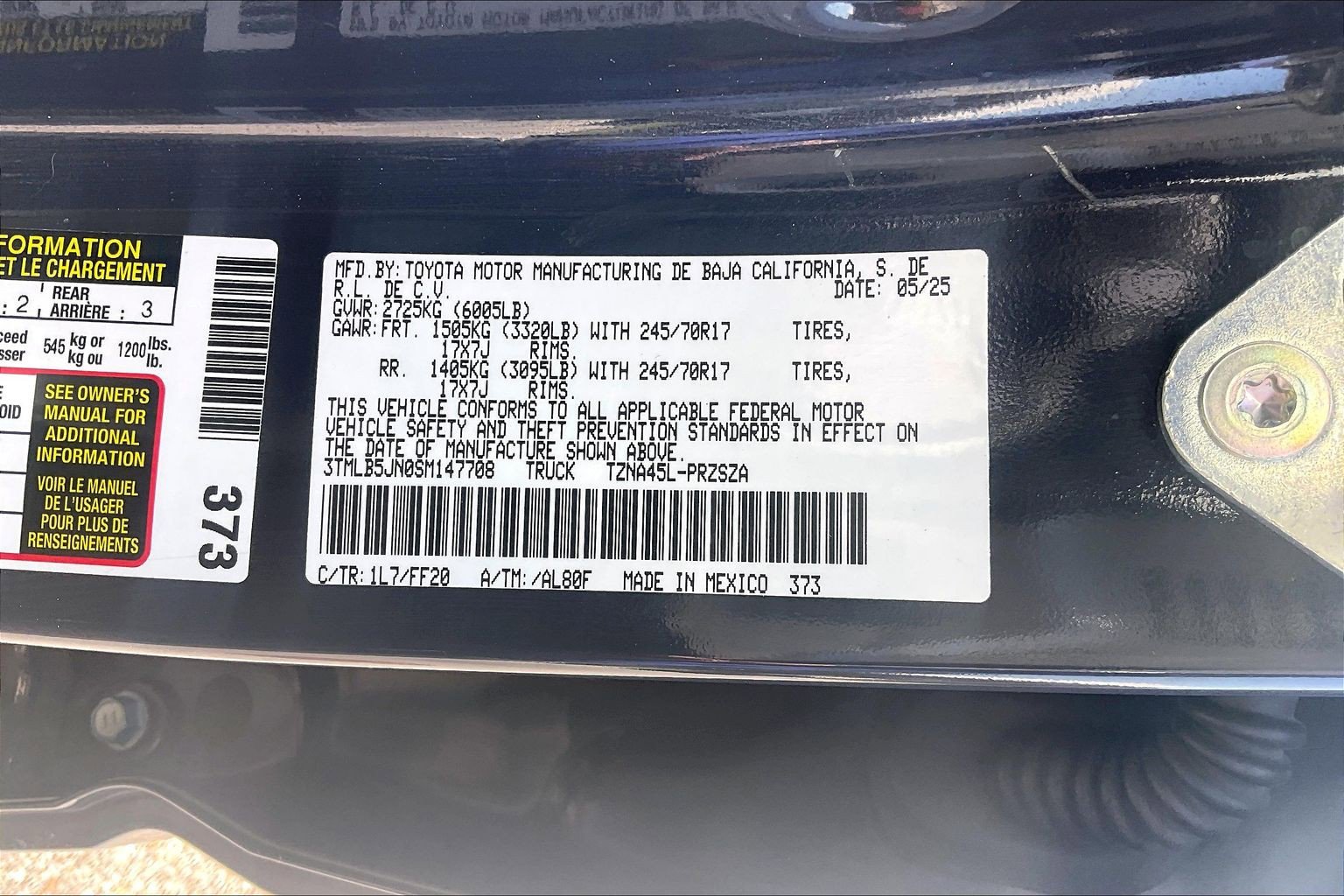 Used 2025 Toyota Tacoma SR5 image 36