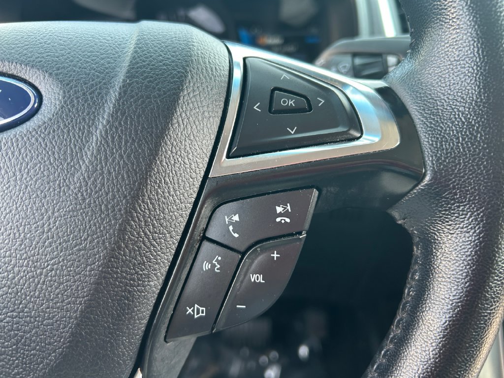 Used 2024 Ford Edge Titanium AWD/4WD image 25