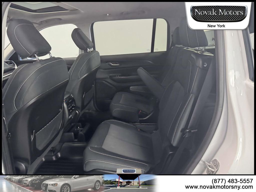 Used 2023 Jeep Grand Cherokee L Laredo w/ Luxury Tech Group I AWD/4WD image 11
