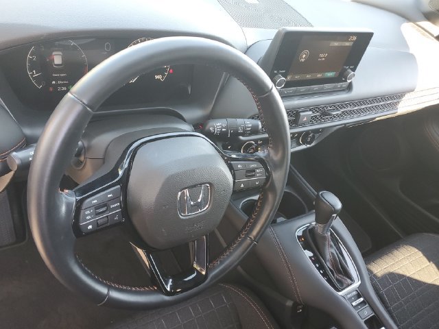 Used 2025 Honda HR-V Sport image 17