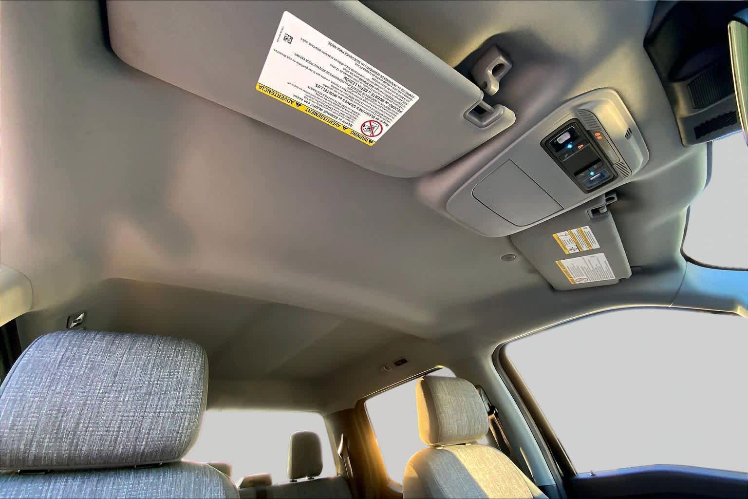 Used 2025 Ford F250 XLT AWD/4WD image 14