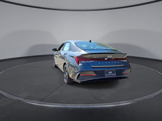 New 2026 Hyundai Elantra SEL Sport Premium FWD image 7