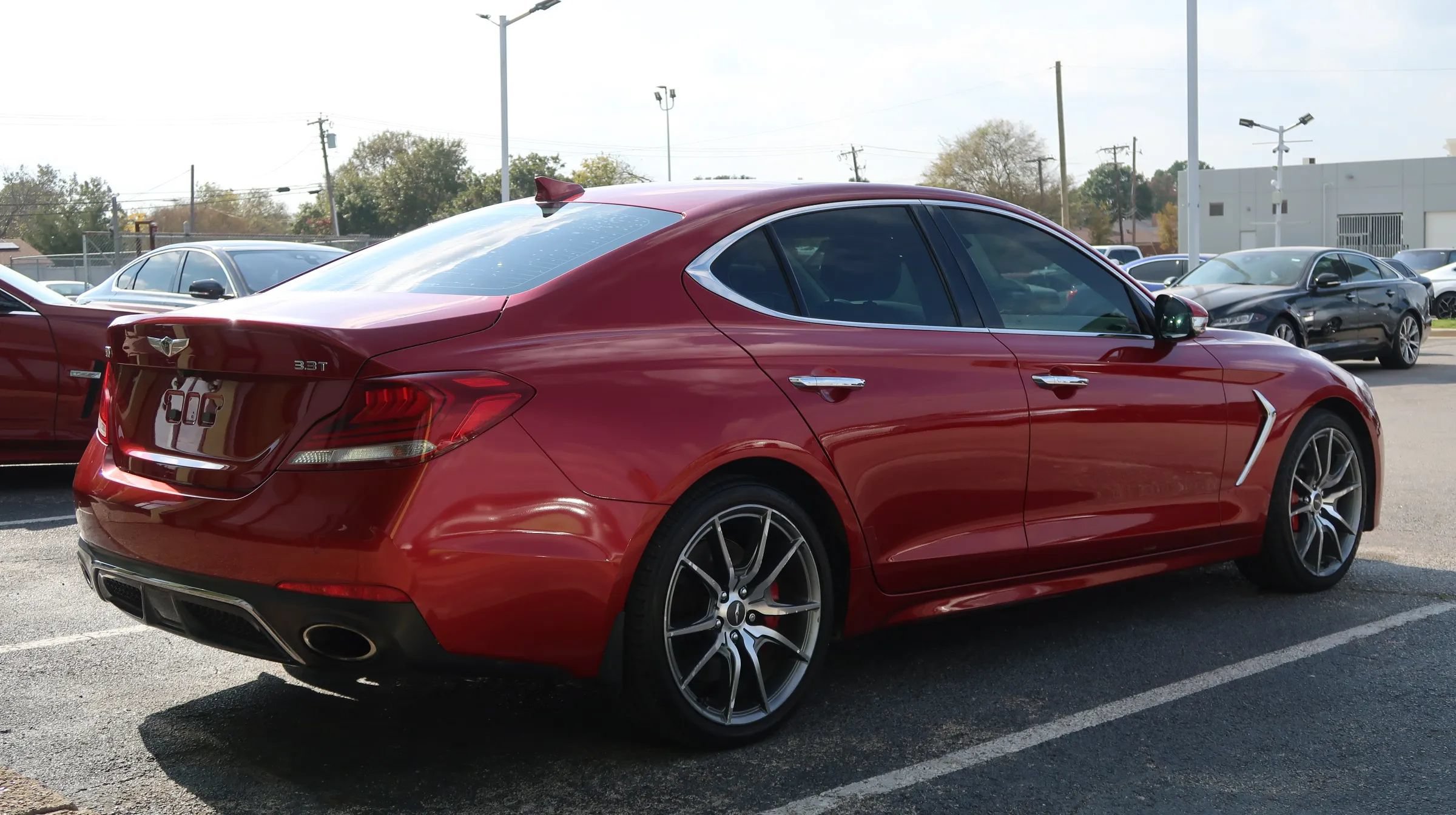 Used 2021 Genesis G70 3.3T RWD image 8