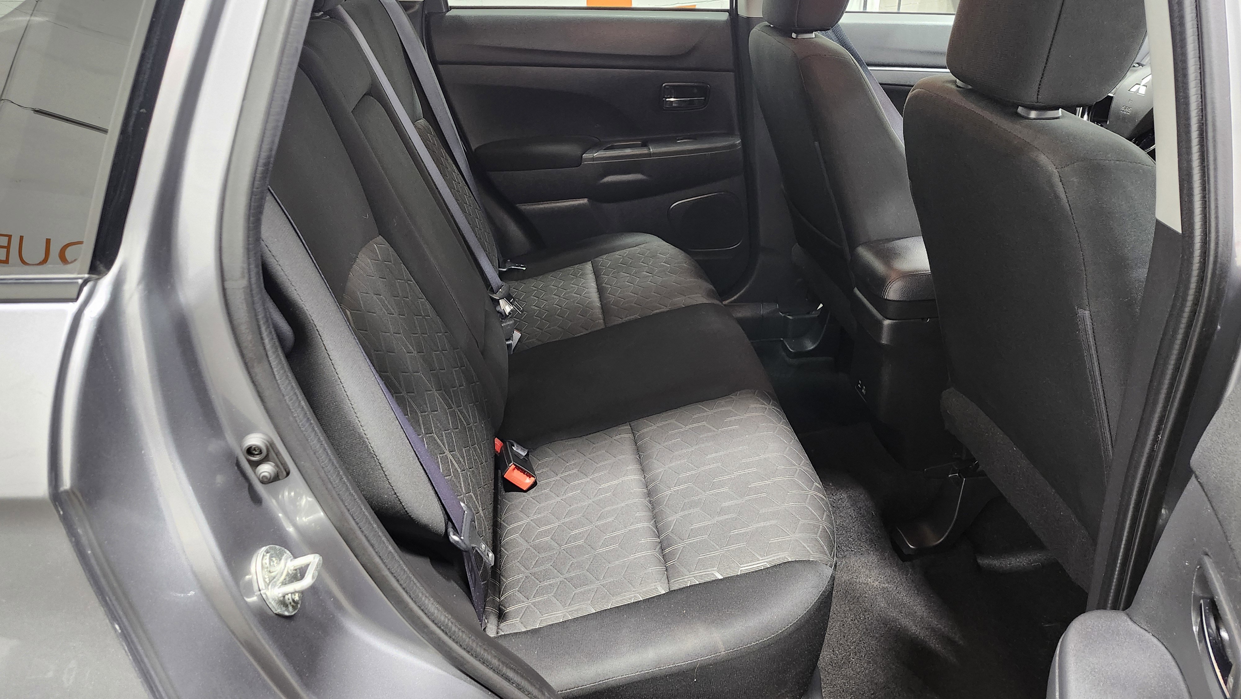 Used 2023 Mitsubishi Outlander Sport LE image 17