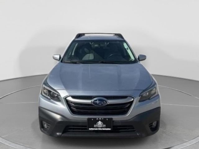 Used 2022 Subaru Outback Premium image 9