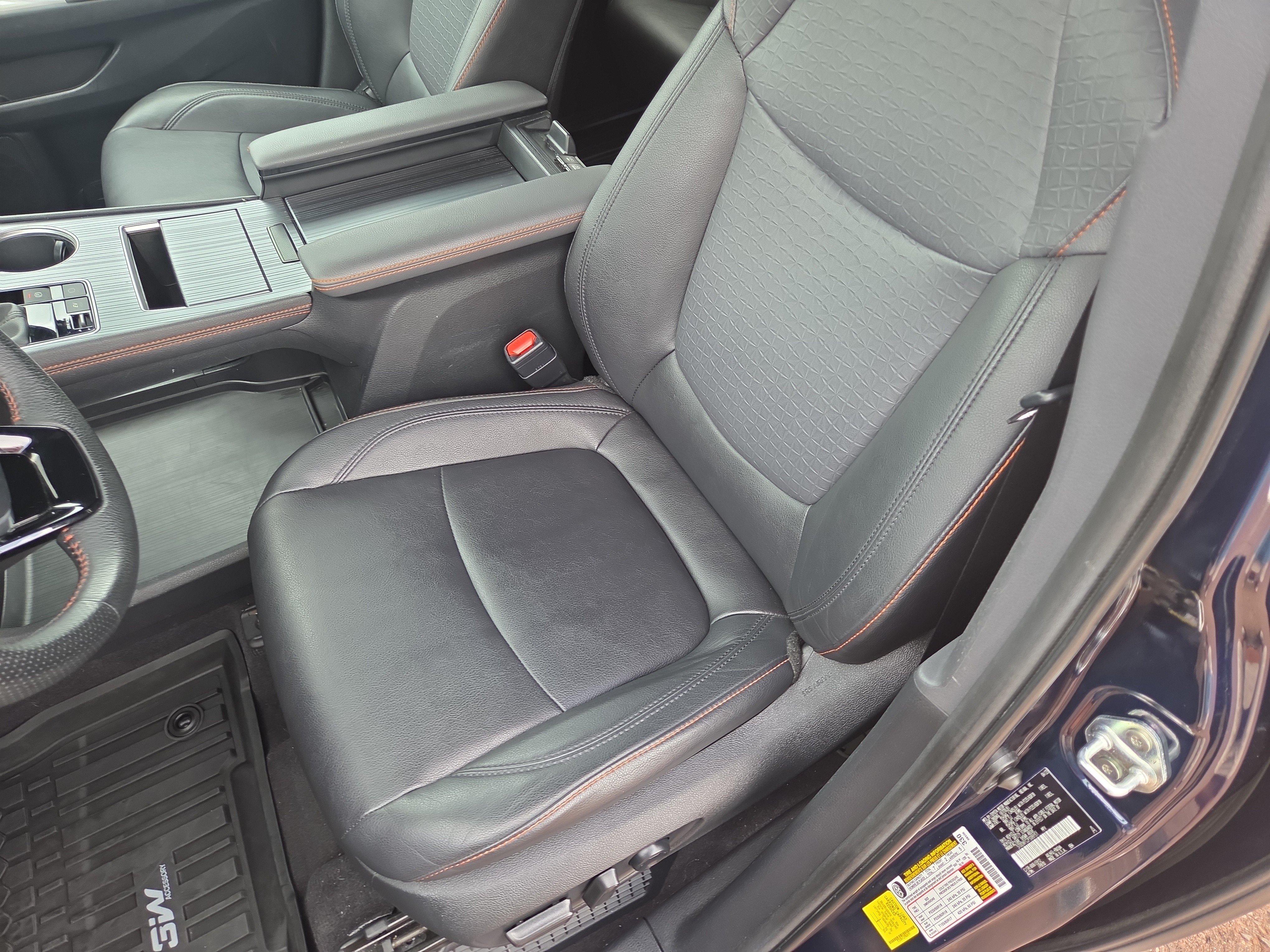 Certified 2023 Toyota Sienna XSE w/ XSE Plus Package AWD/4WD image 13