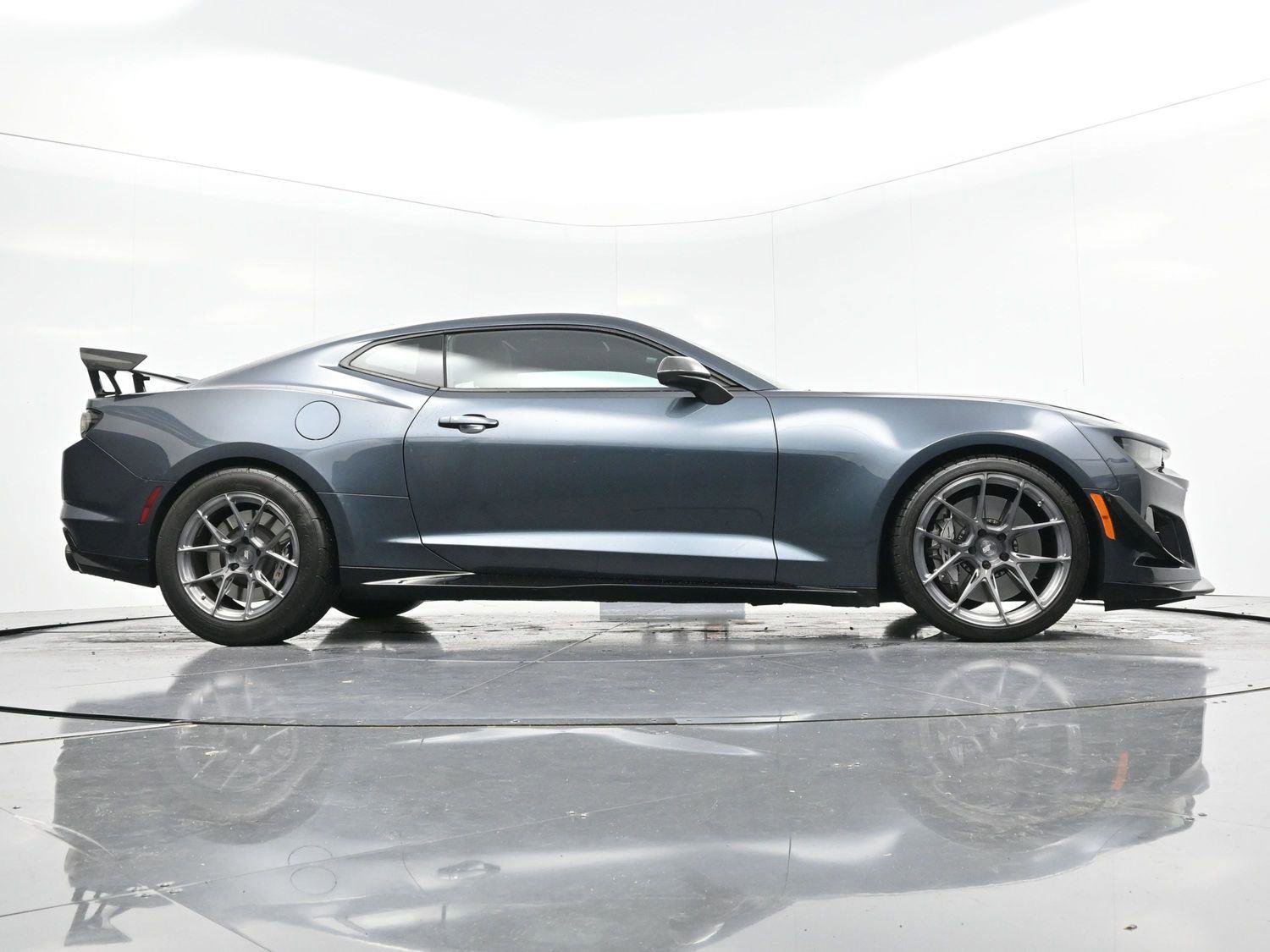 Used 2023 Chevrolet Camaro ZL1 image 56