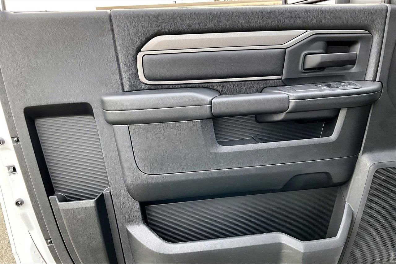 New 2025 RAM 5500 Tradesman image 26