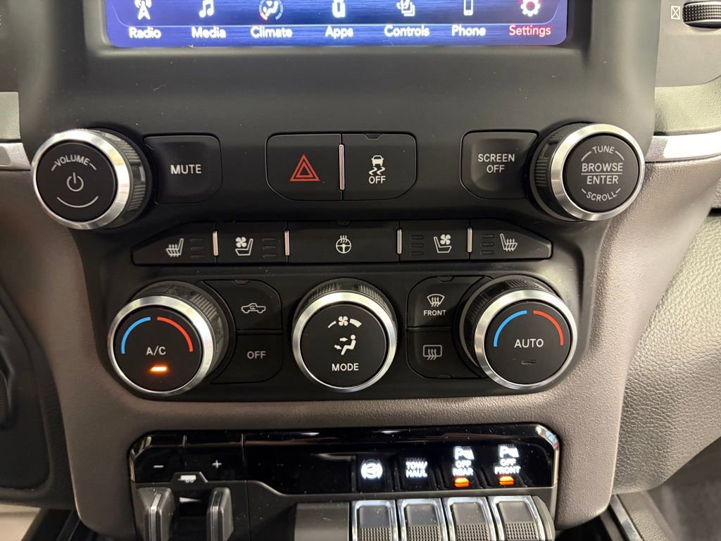 Used 2020 RAM 3500 Laramie AWD/4WD image 18