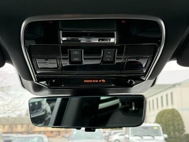 Used 2023 Land Rover Range Rover SE image 38