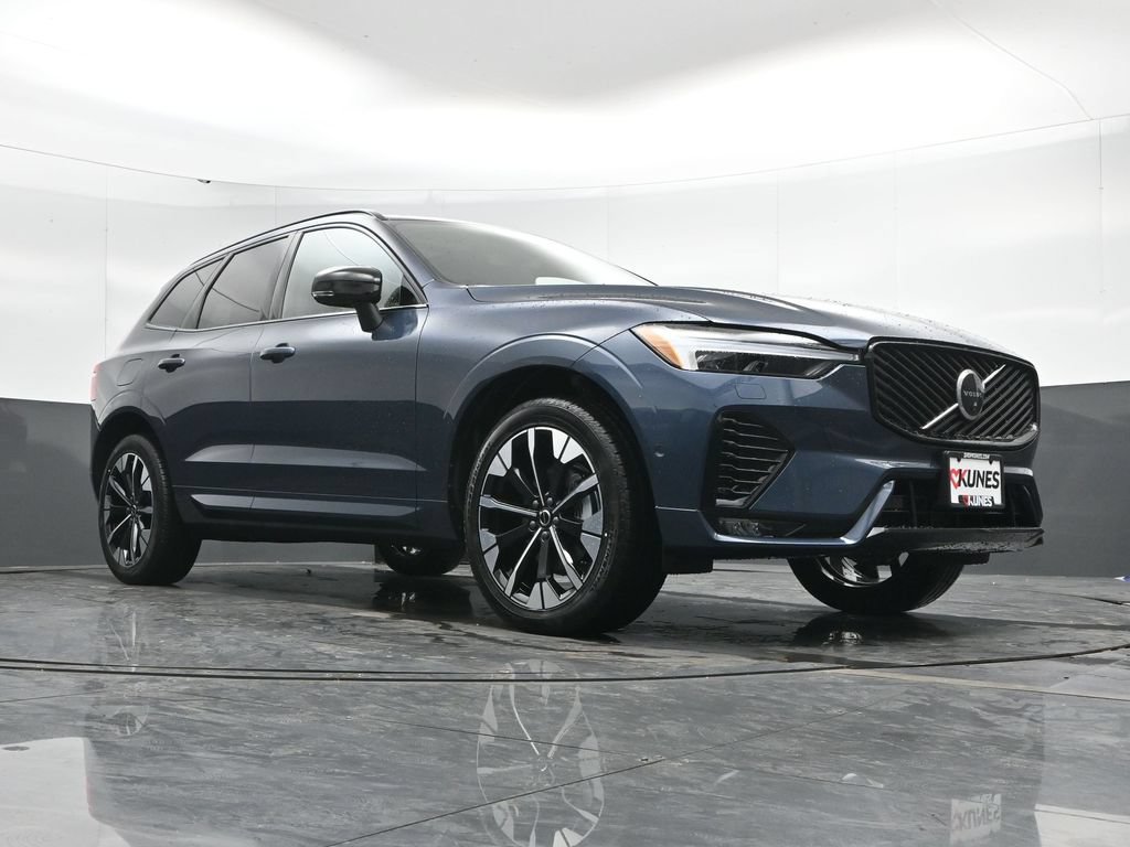 New 2026 Volvo XC60 B5 Plus w/ Protection Package Premier AWD/4WD image 41