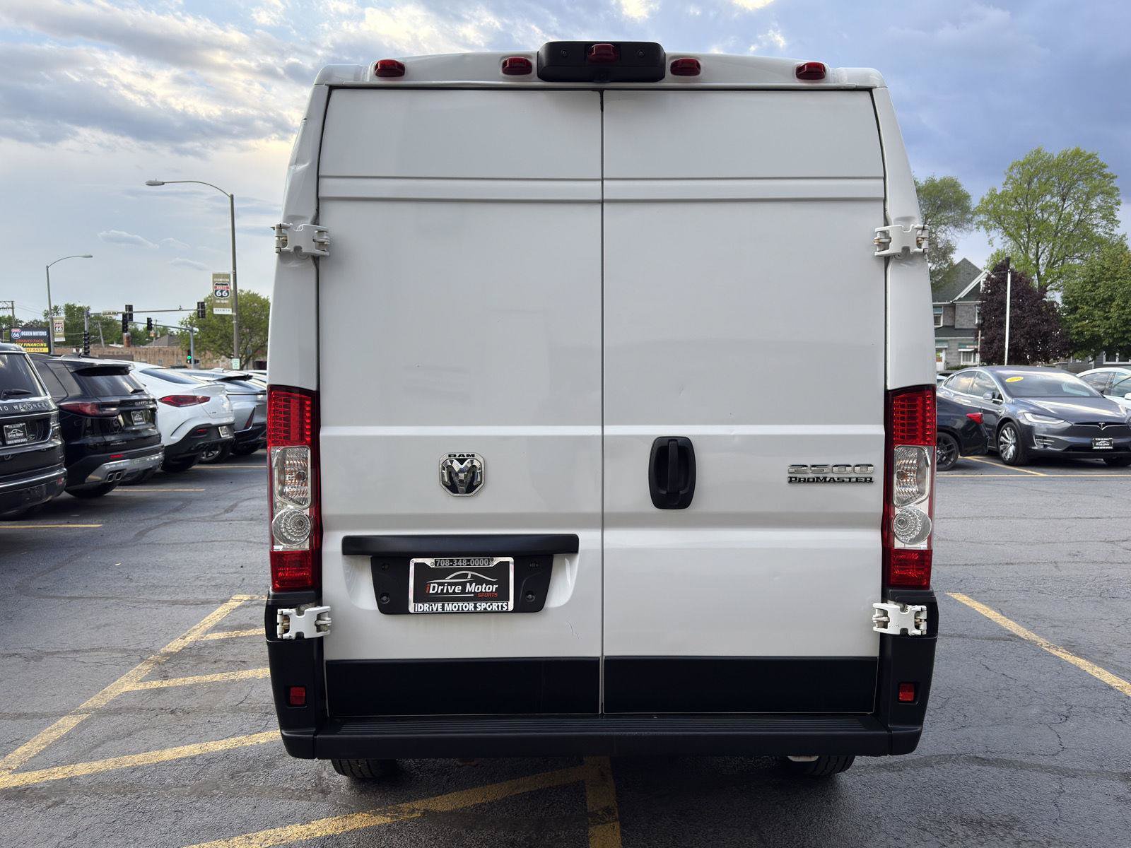 Used 2025 RAM ProMaster 2500 w/ Convenience Group FWD image 5