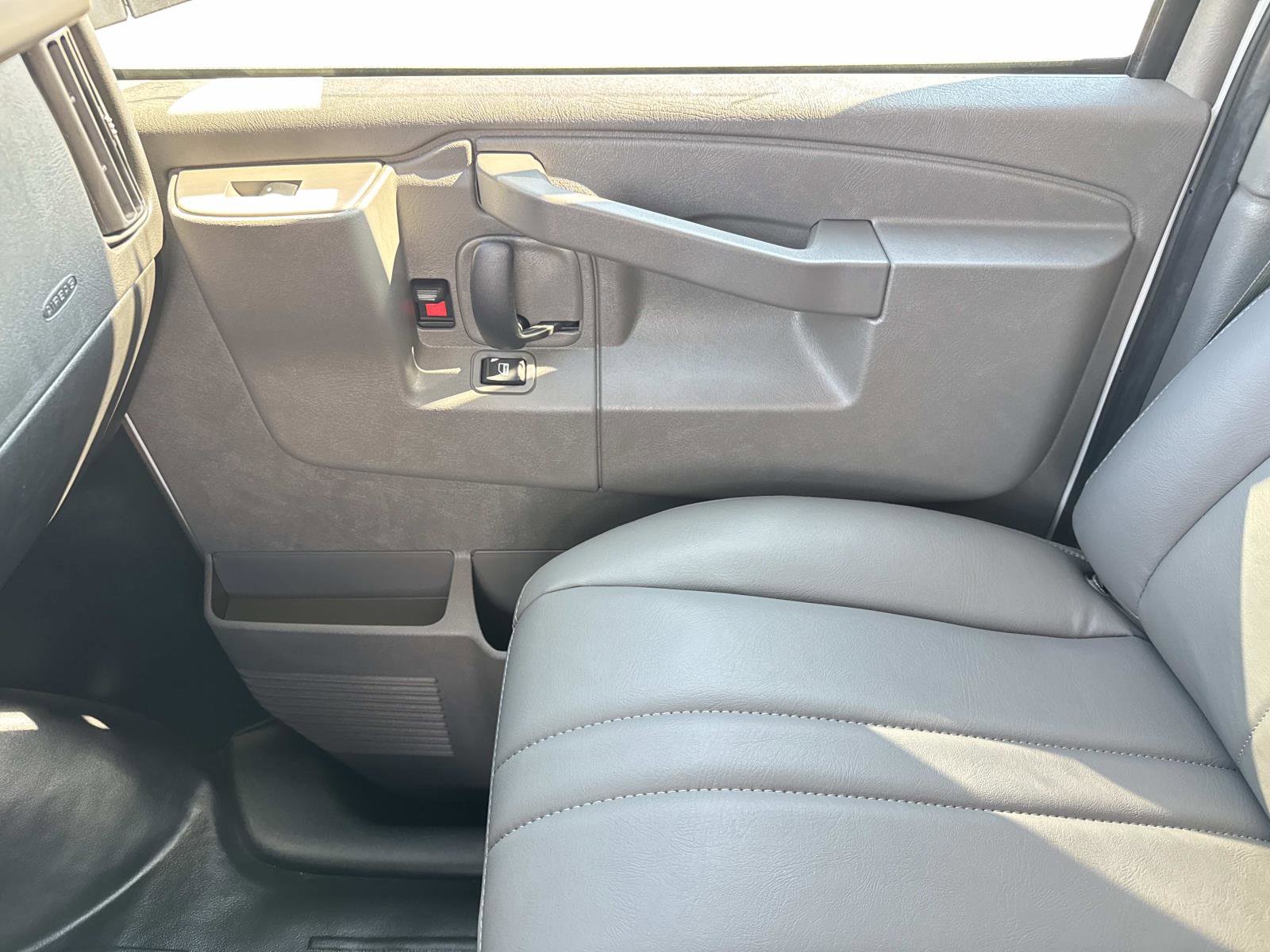 New 2025 GMC Savana 2500 w/ Driver Convenience Package image 23