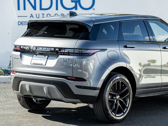Used 2025 Land Rover Range Rover Evoque S image 7