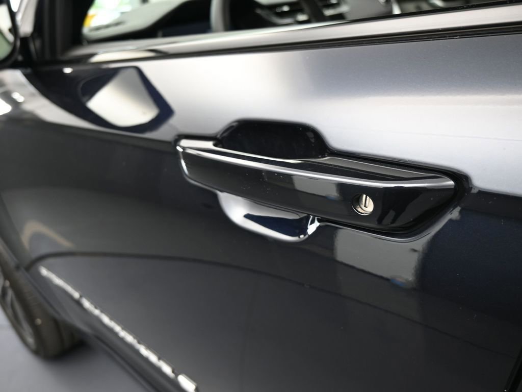 Used 2024 Jeep Grand Cherokee Overland w/ Luxury Tech Group IV image 39