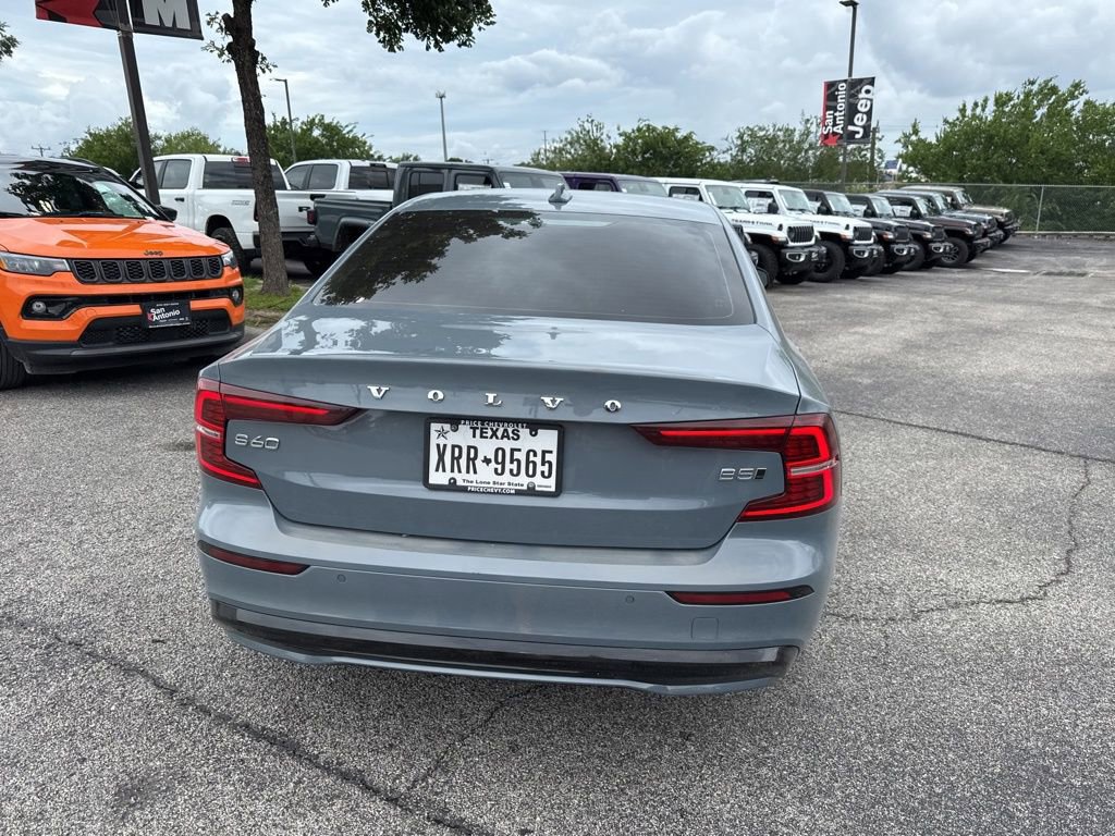Used 2024 Volvo S60 B5 Core AWD/4WD image 11