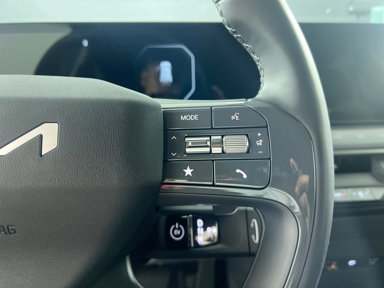 New 2026 Kia EV9 Light RWD image 19