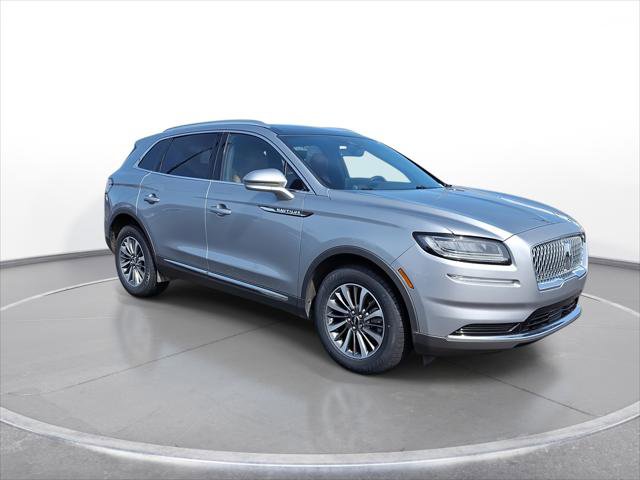 Used 2022 Lincoln Nautilus Reserve w/ Luxury Package image 2