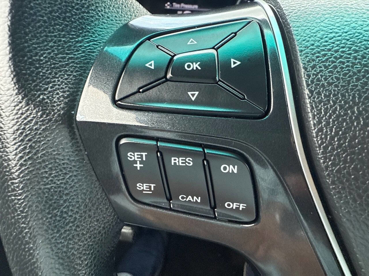 Used 2017 Ford Explorer Limited FWD image 28