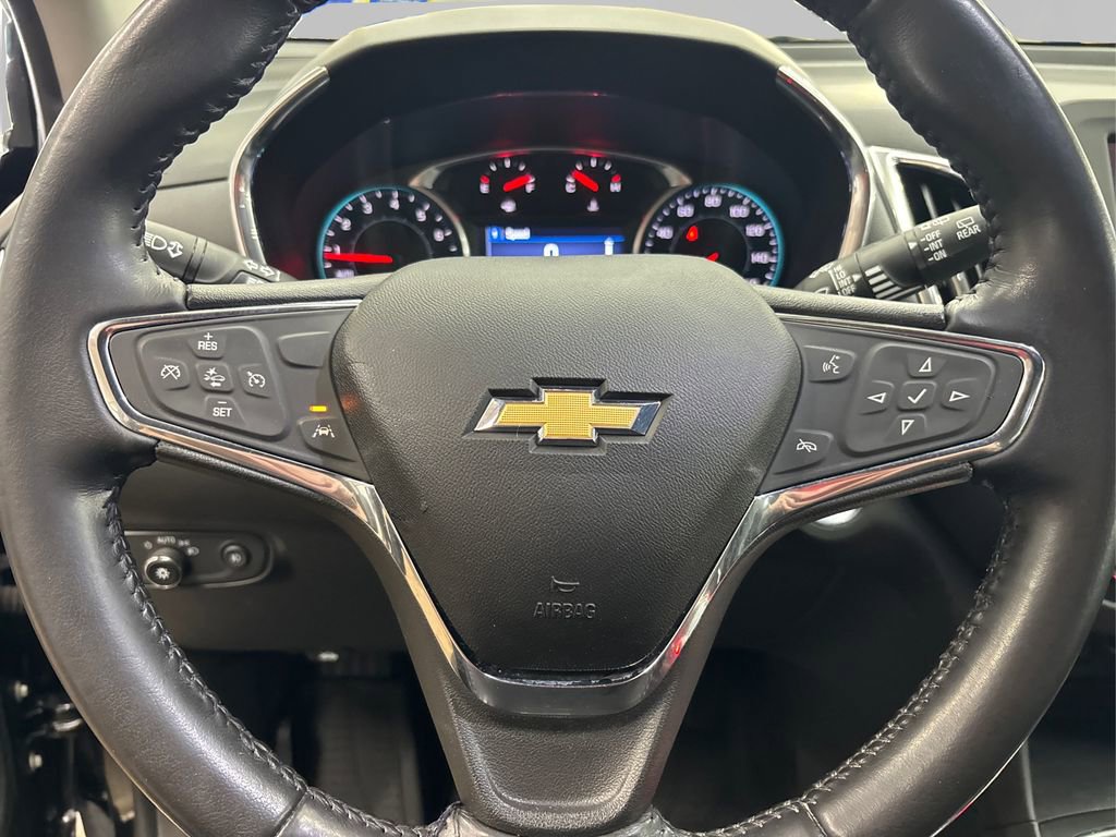 Used 2020 Chevrolet Equinox LT w/ Midnight Edition image 24