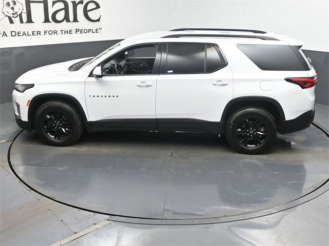 Used 2023 Chevrolet Traverse LT image 43