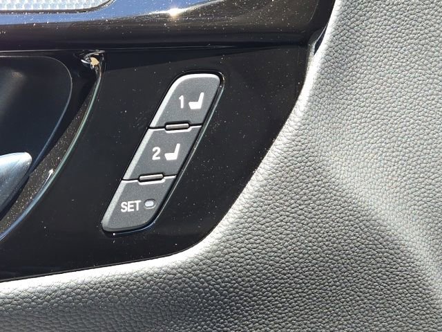 Used 2026 Honda CR-V EX-L image 11