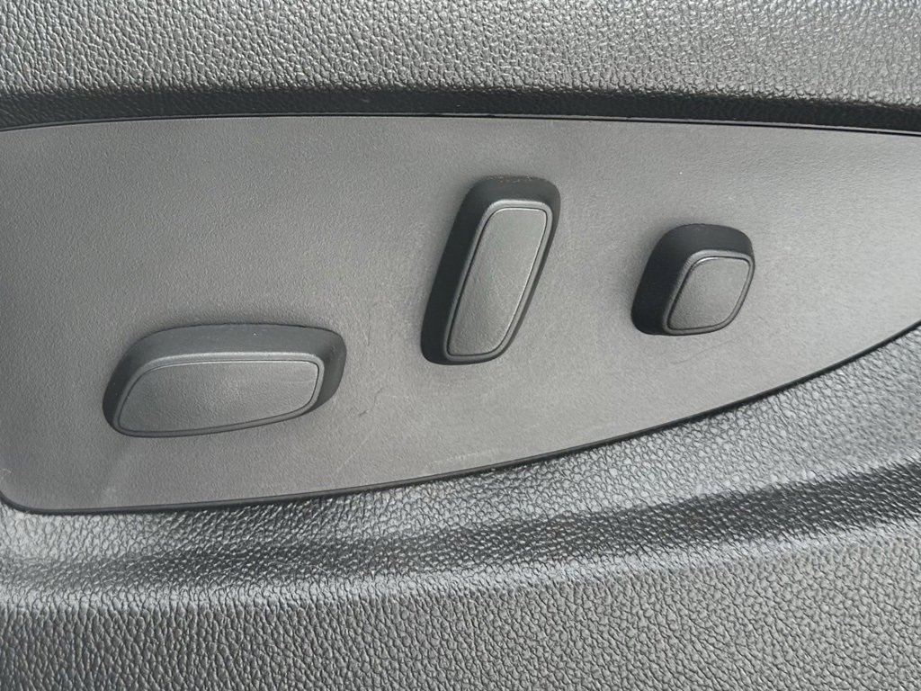 Used 2017 Chevrolet Silverado 1500 LT w/ All Star Edition image 19