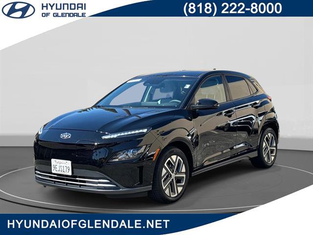 Used 2023 Hyundai Kona SE w/ Cargo Package FWD image 1