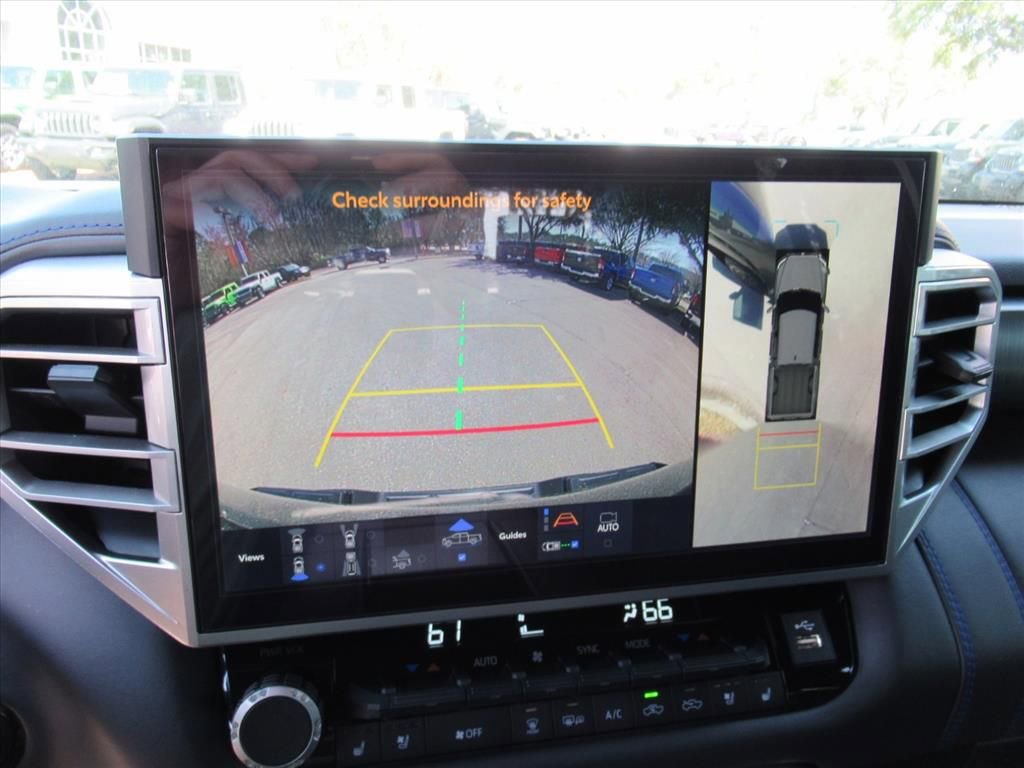 Used 2025 Toyota Tundra Platinum image 29