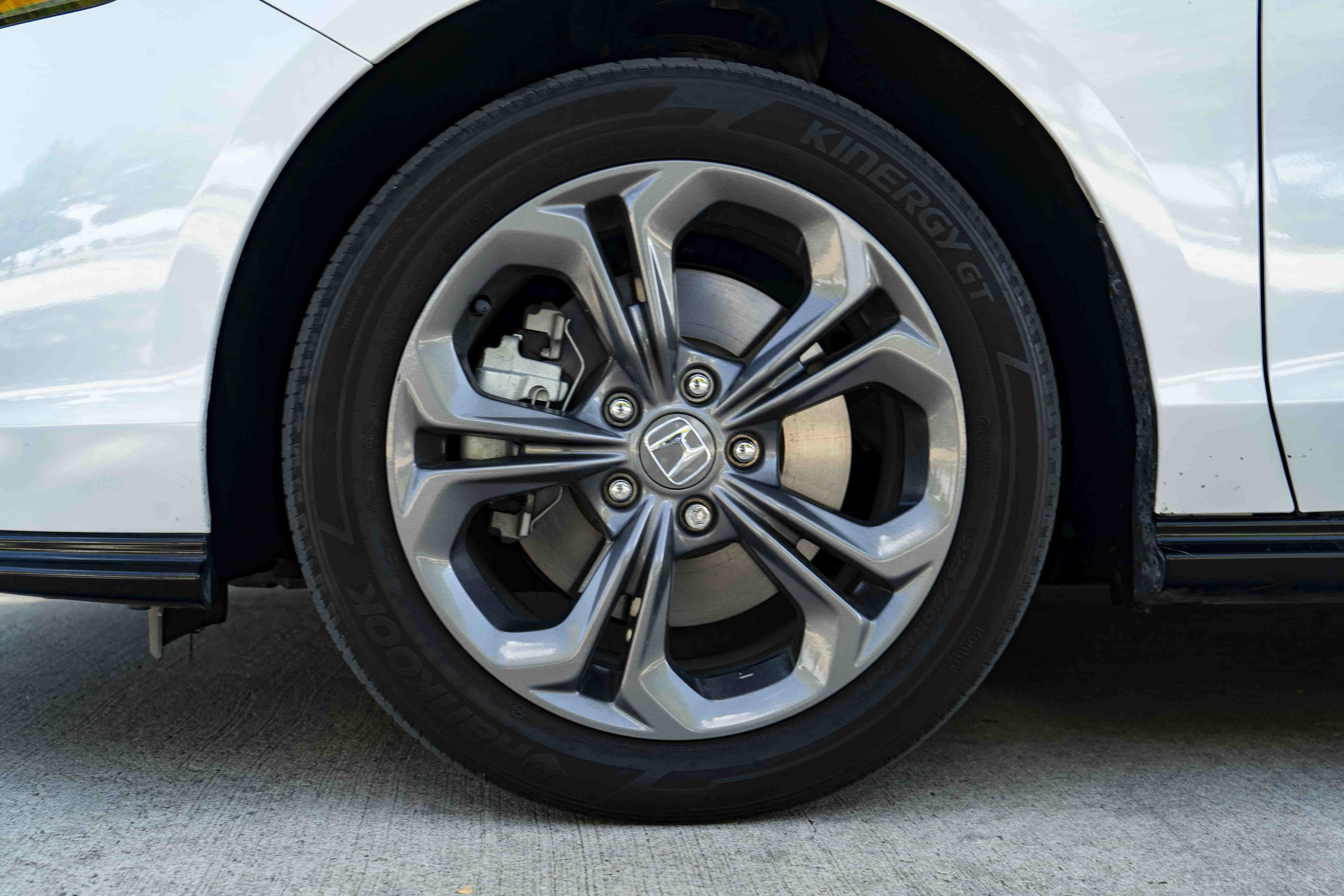 Used 2025 Honda Accord EX-L image 14