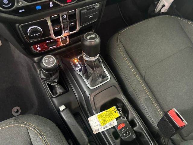 Used 2024 Jeep Wrangler Unlimited image 20