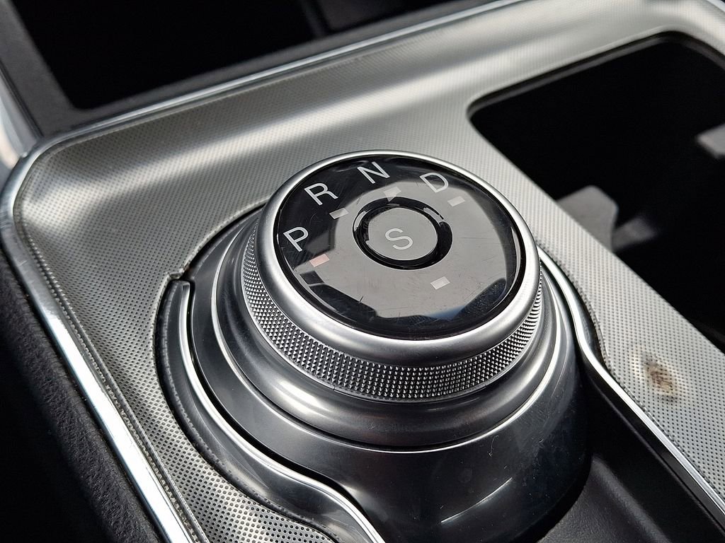 Used 2024 Ford Edge Titanium image 15