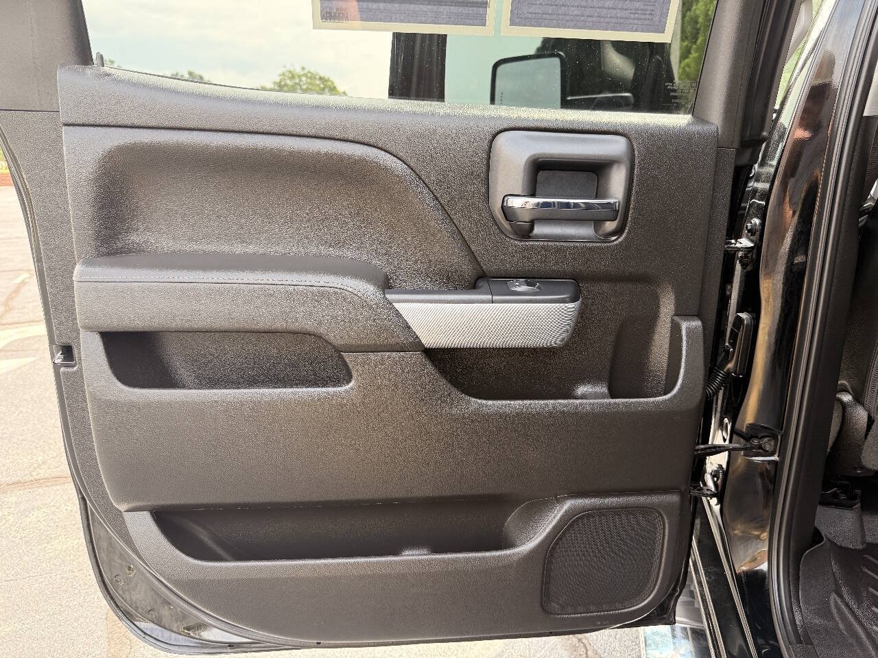 Used 2019 Chevrolet Silverado 2500 LTZ w/ Duramax Plus Package AWD/4WD image 18