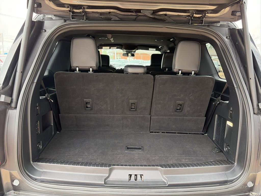 Used 2021 Ford Expedition XLT image 9