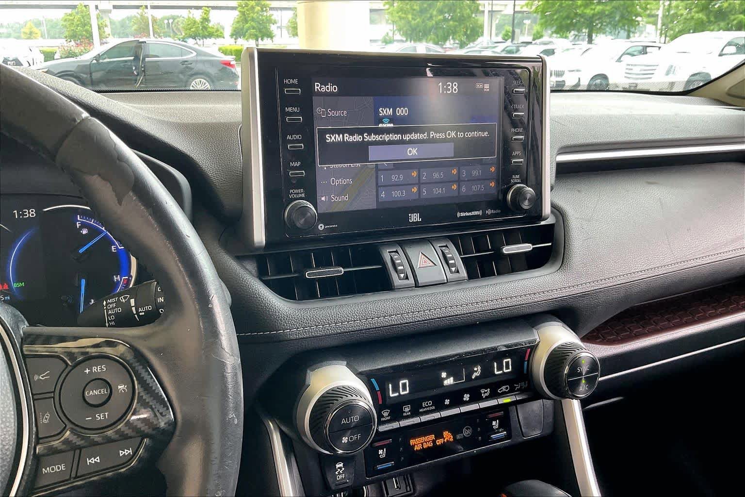 Used 2020 Toyota RAV4 Limited w/ Limited Grade Weather Package AWD/4WD image 6
