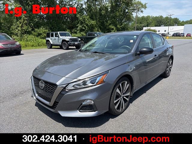 Used 2020 Nissan Altima 2.5 SR w/ Premium Package FWD image 7