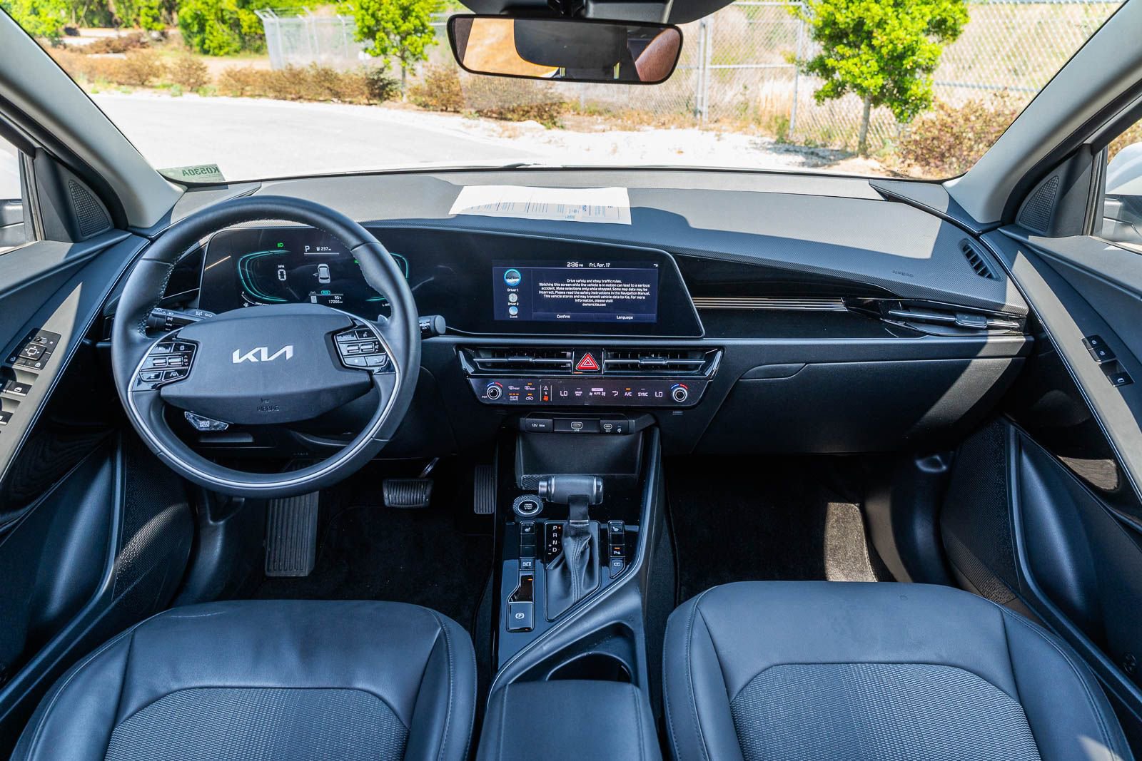 Used 2023 Kia Niro EX FWD image 22