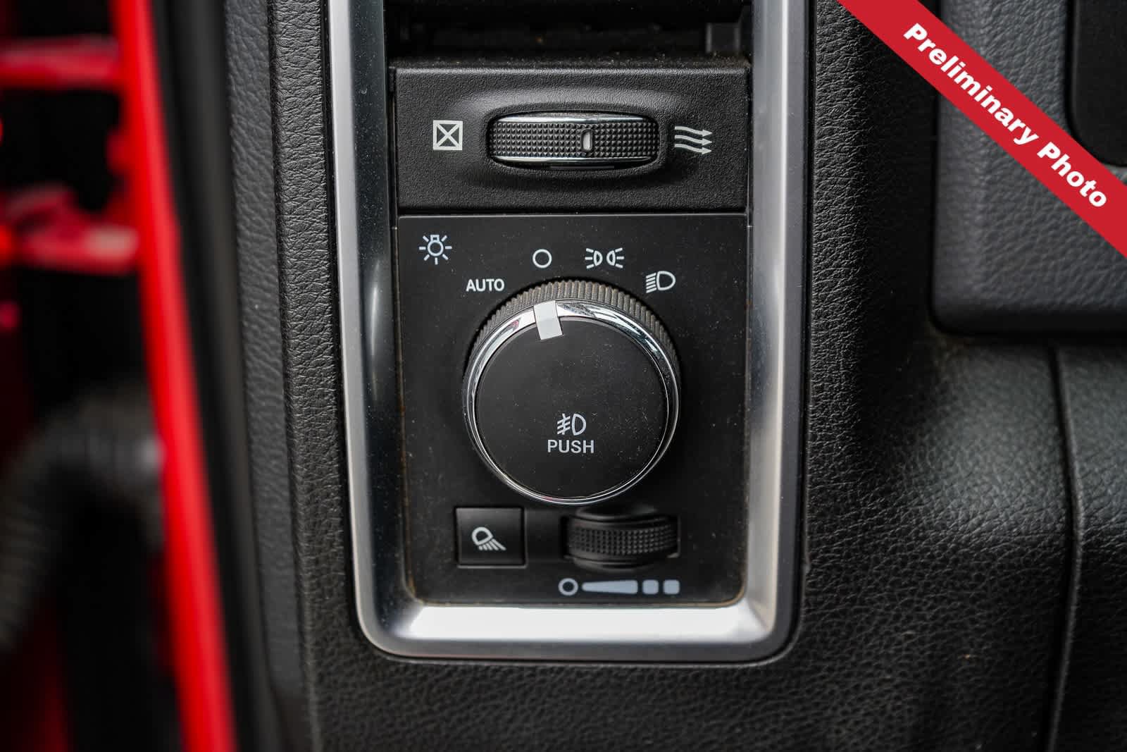 Used 2020 RAM 1500 Warlock RWD image 14