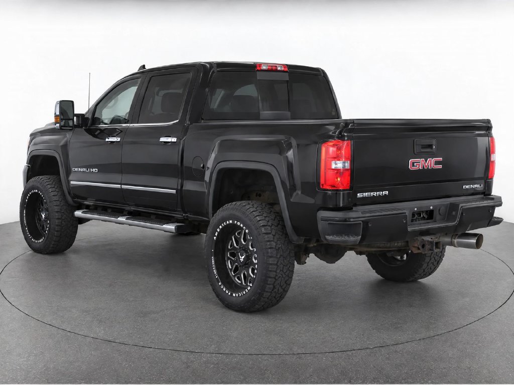 Used 2017 GMC Sierra 2500 Denali w/ Duramax Plus Package AWD/4WD image 8